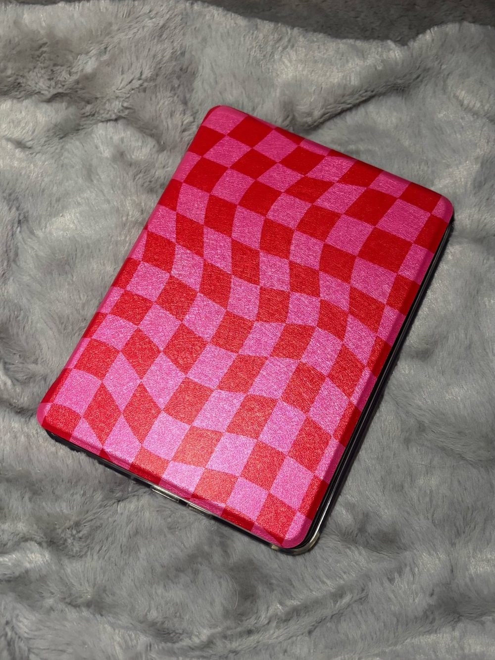 EREADER-KINDLE Case - Pink & Red Check Pattern